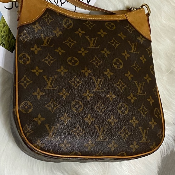 💗💗💗SOLD💗💗💗‼️LV ODEON PM MONOGRAM CROSSBODY‼️ - Picture 6 of 16